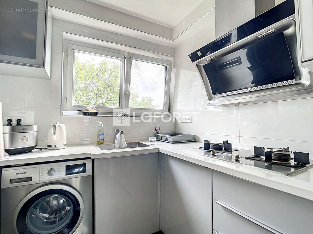 Appartement à PARIS-19E