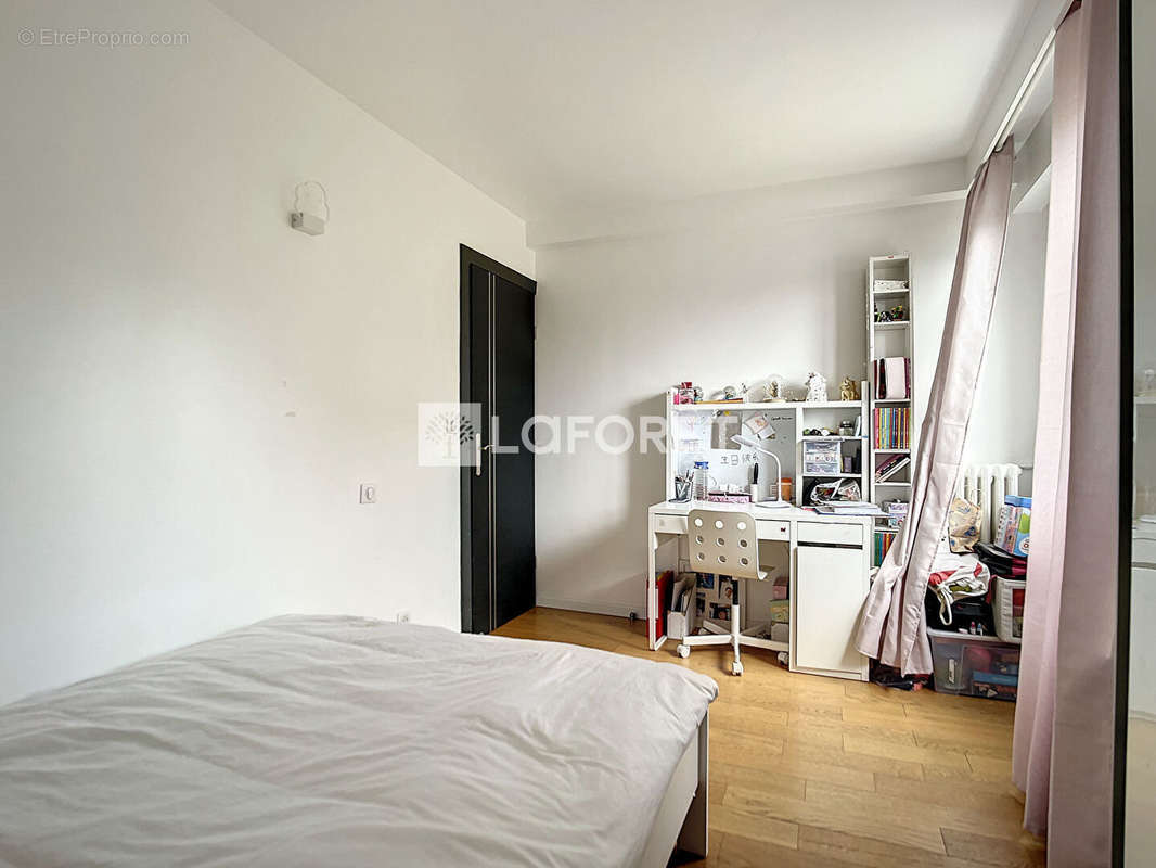 Appartement à PARIS-19E