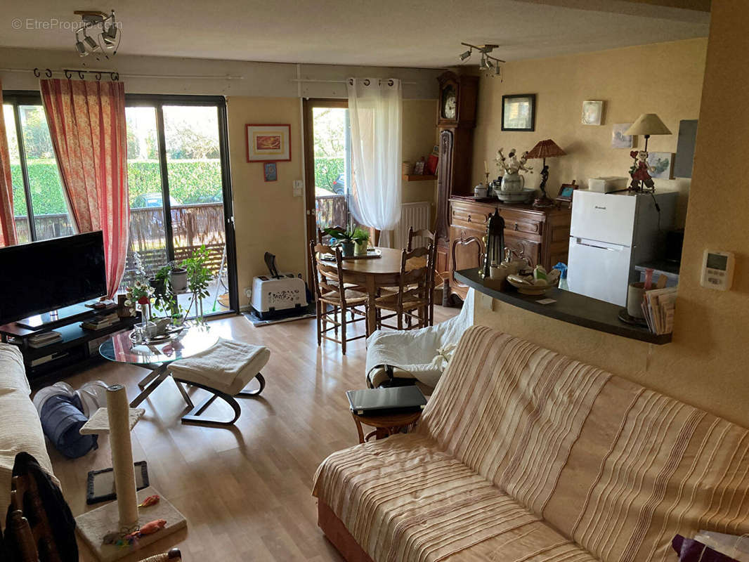 Appartement à SEBAZAC-CONCOURES