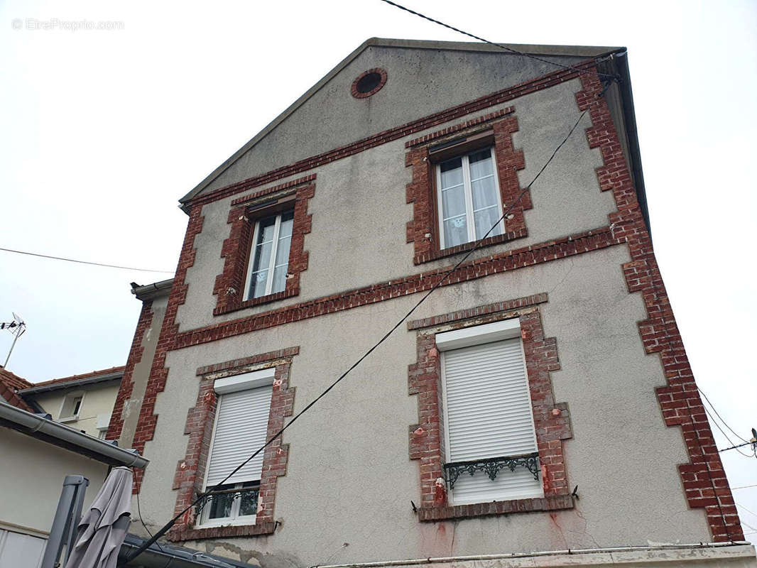 Appartement à VILLENEUVE-LE-ROI