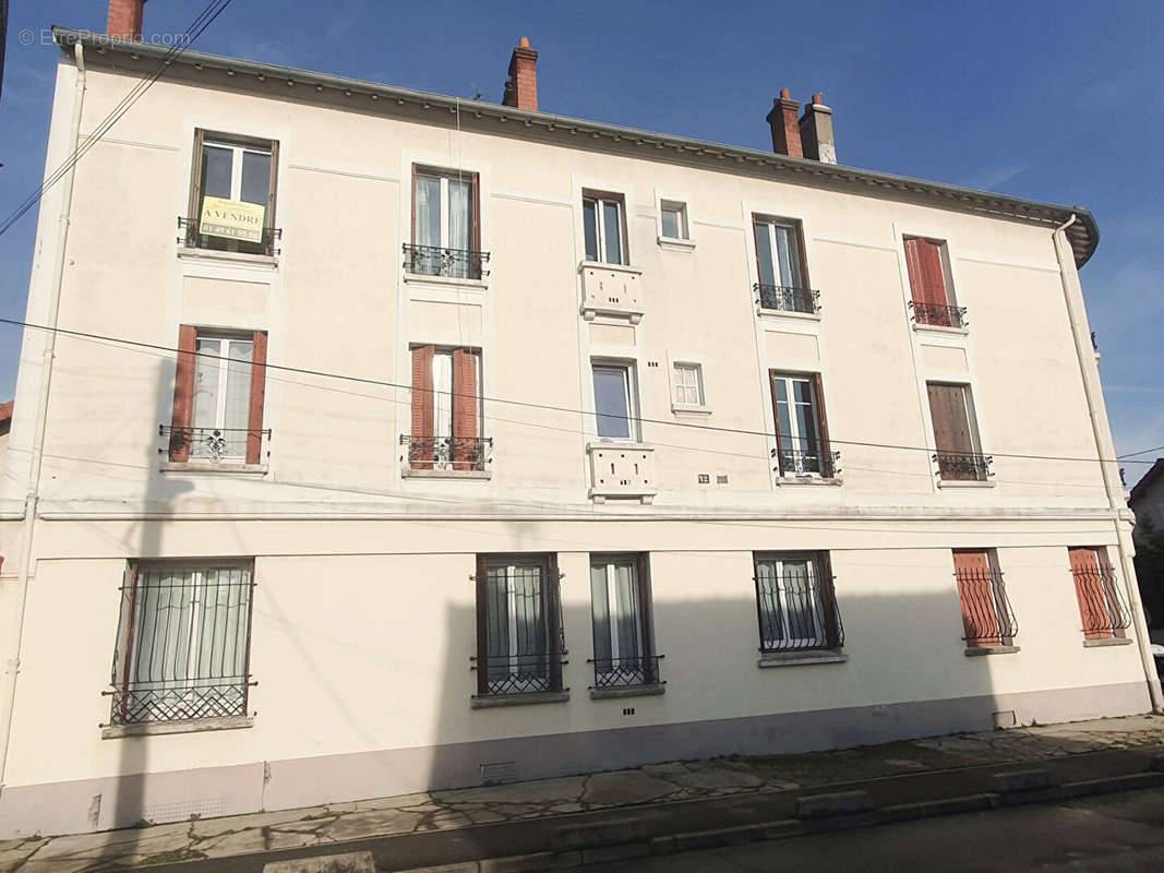 Appartement à VILLENEUVE-LE-ROI