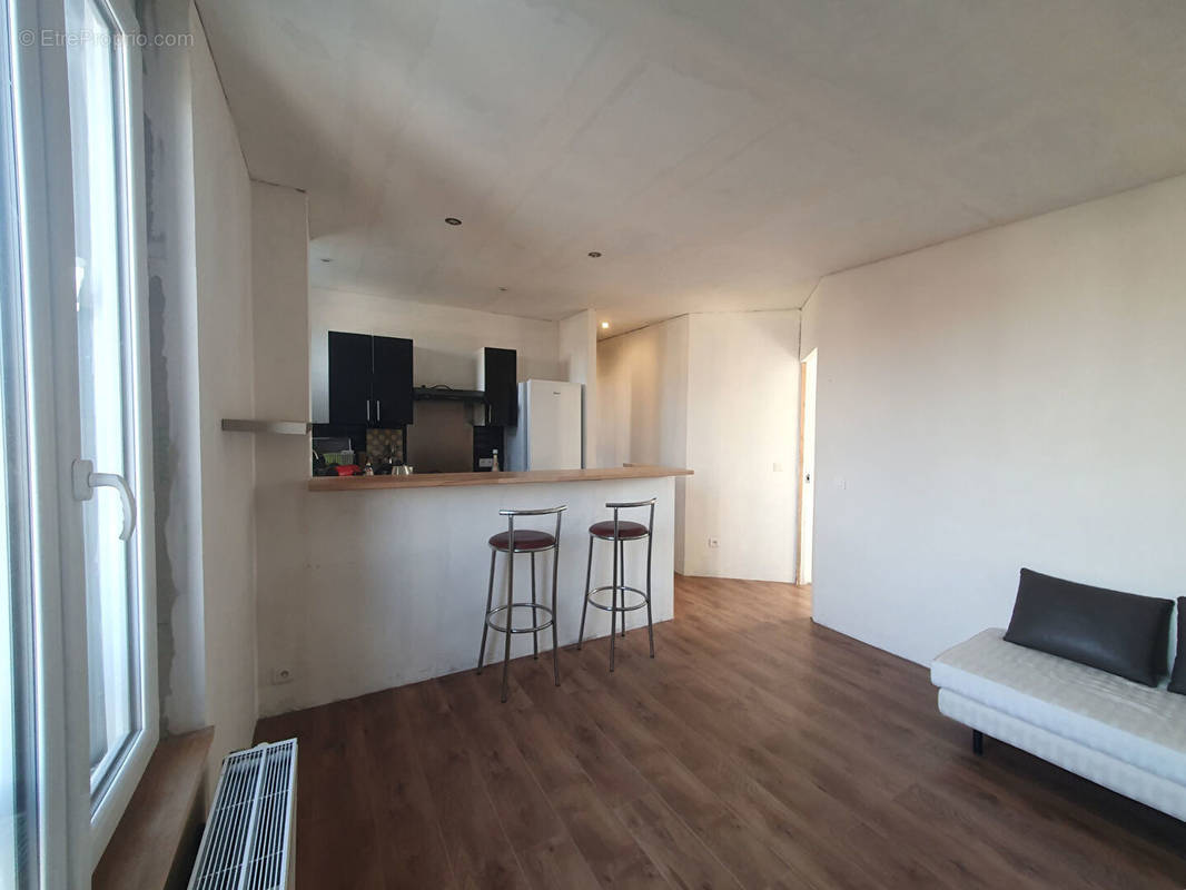 Appartement à VILLENEUVE-LE-ROI