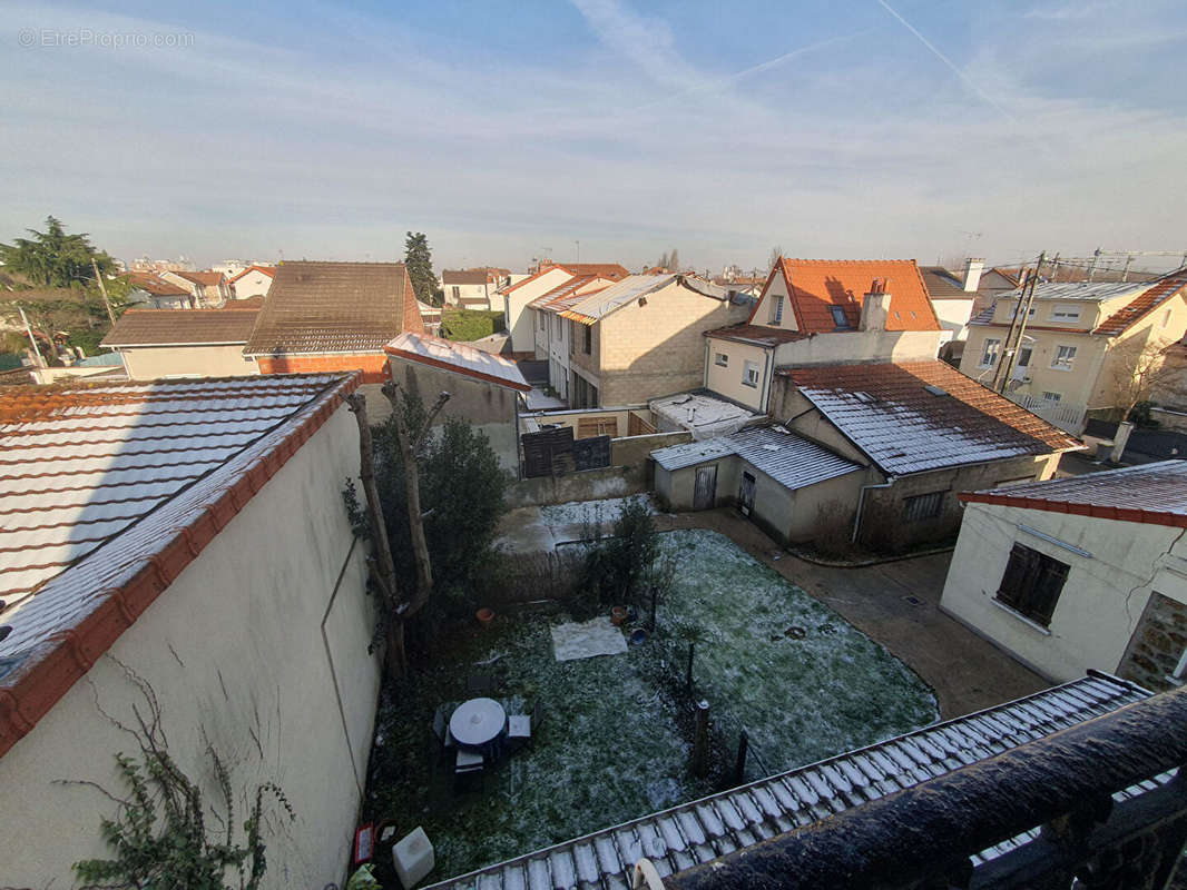 Appartement à VILLENEUVE-LE-ROI