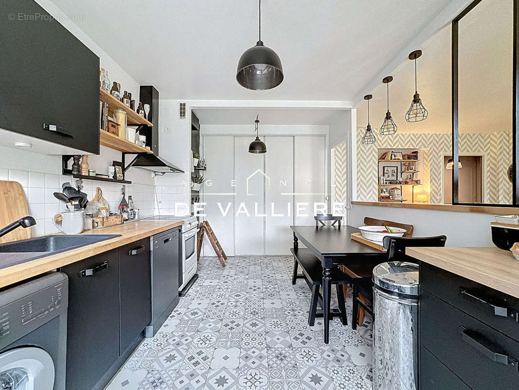 Appartement à RUEIL-MALMAISON