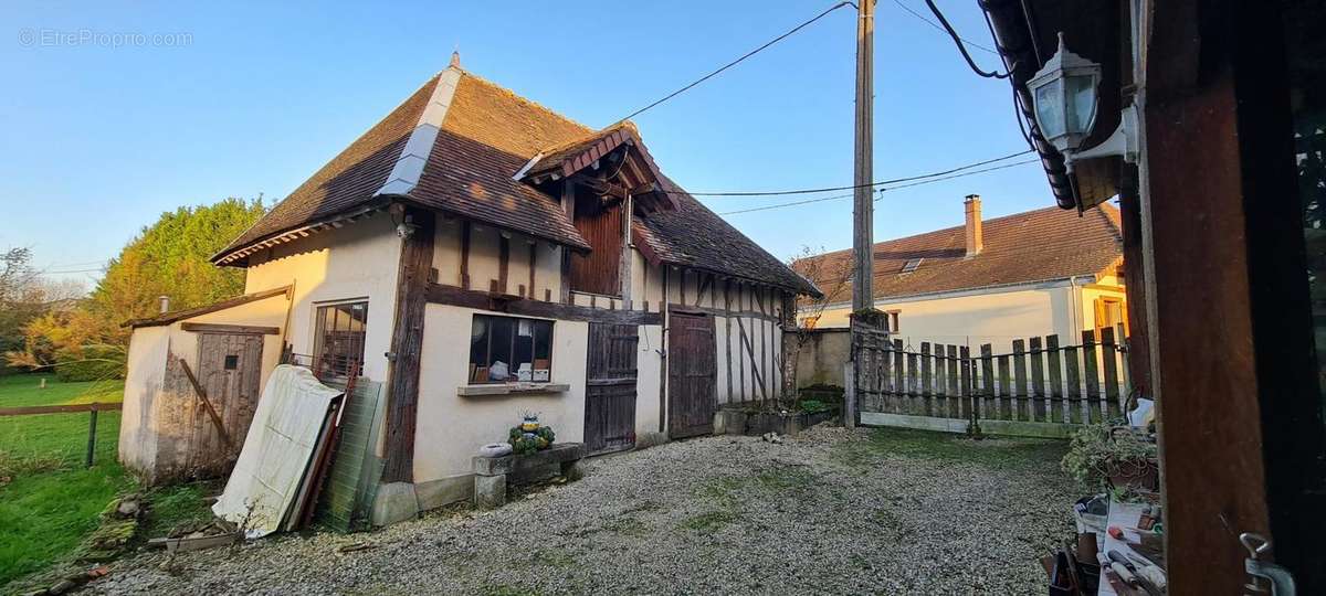 Photo 3 - Maison à SAINT-PHAL