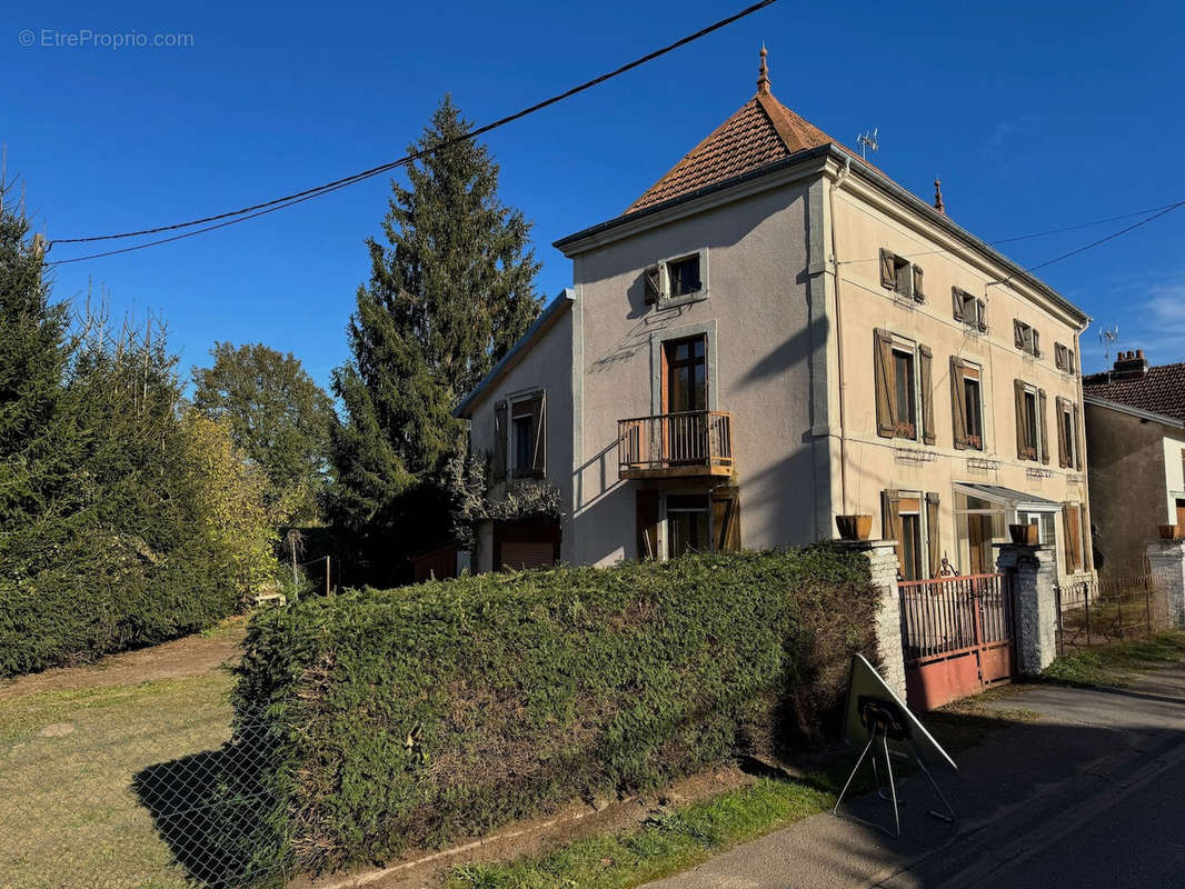 Maison à CHAUMOUSEY