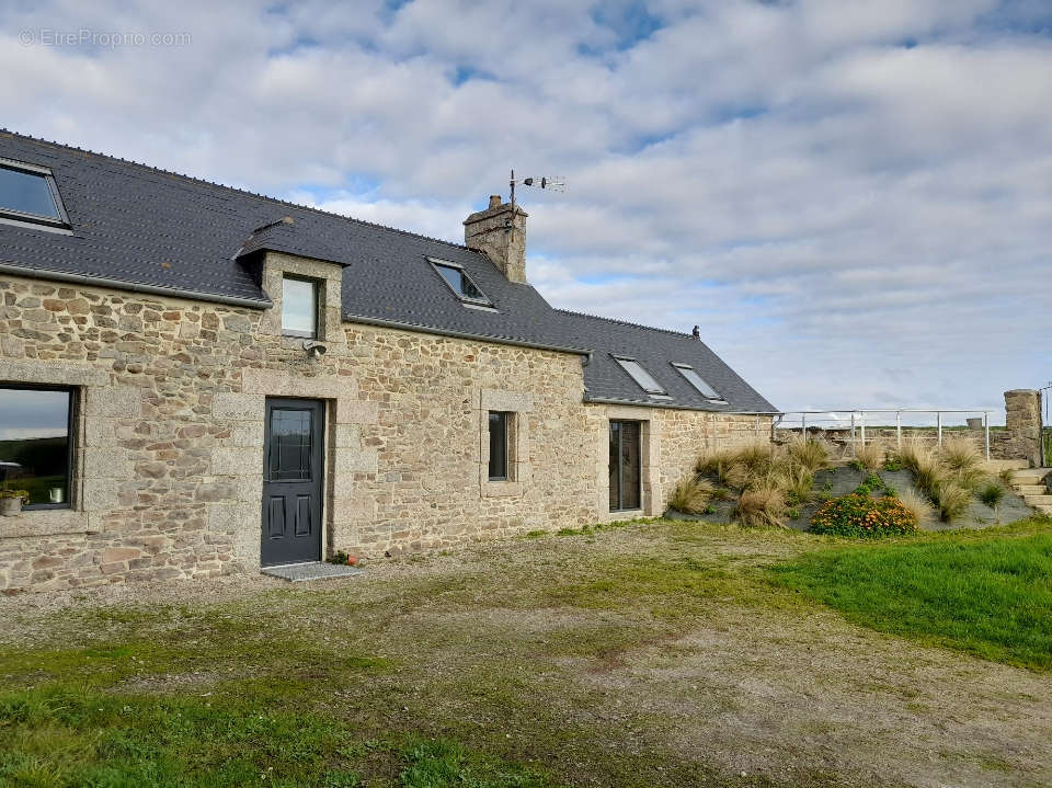 Maison à SAINT-VAAST-LA-HOUGUE