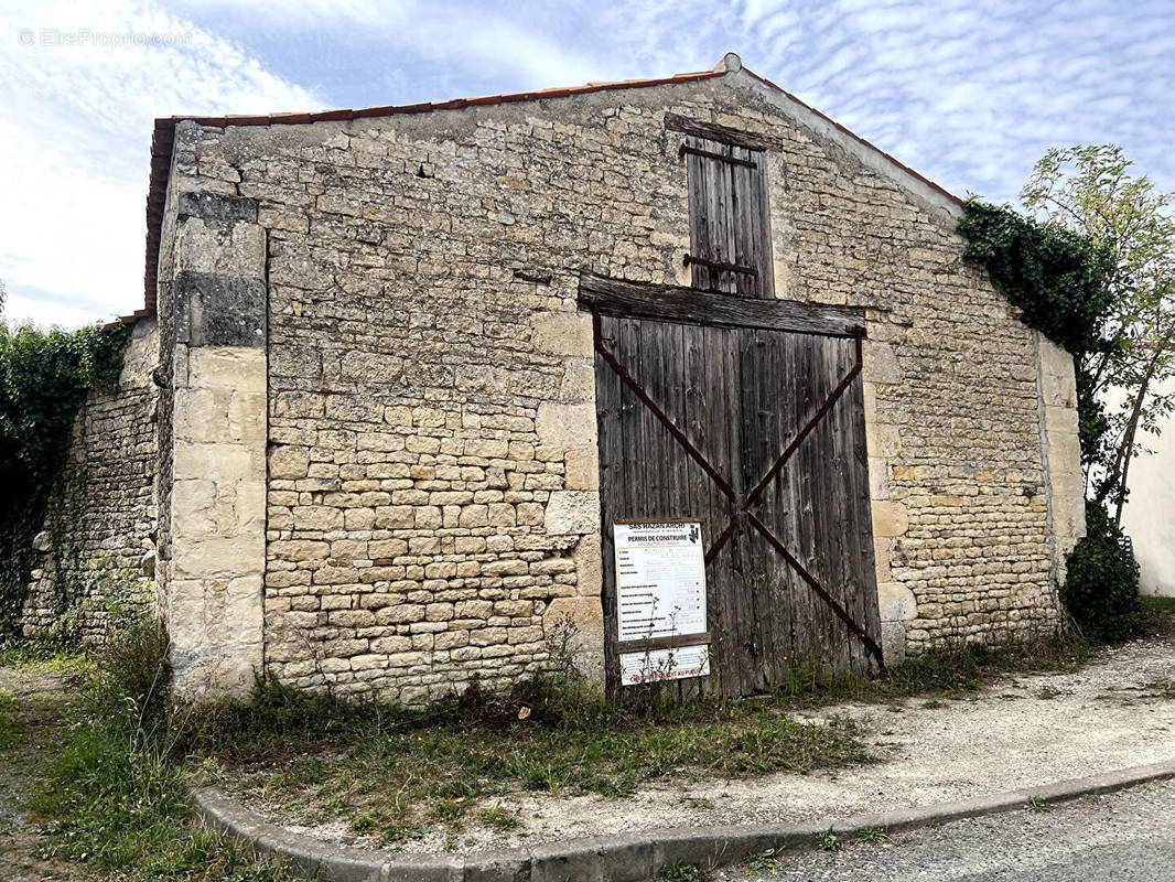 Maison à THAIRE