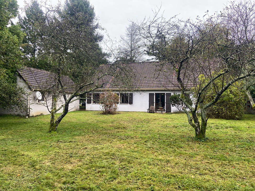 Maison à SAINT-JEAN-AUX-AMOGNES