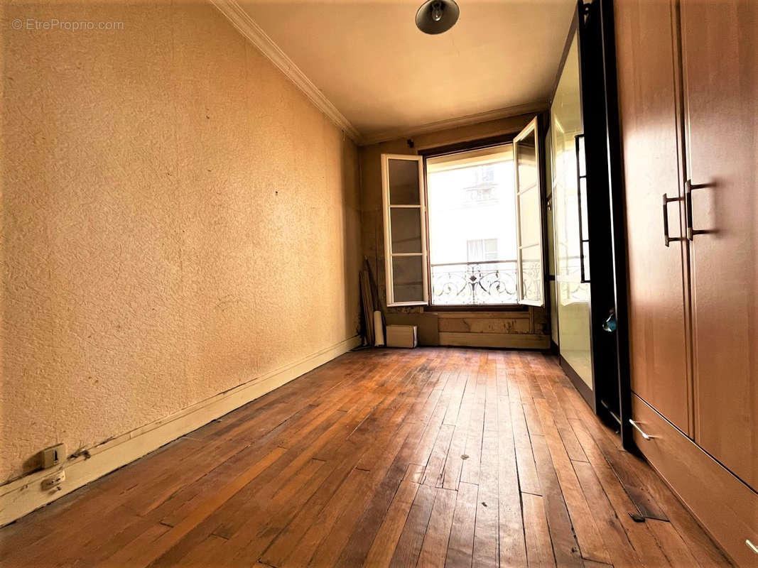 Appartement à PARIS-11E