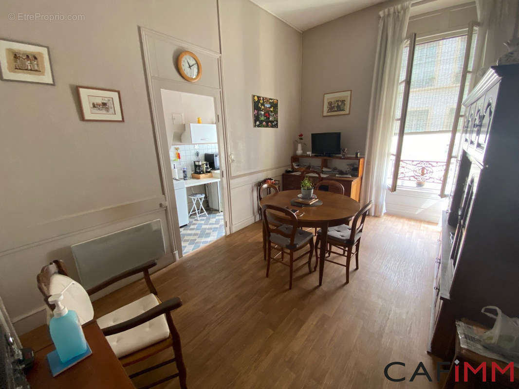 Appartement à LYON-6E