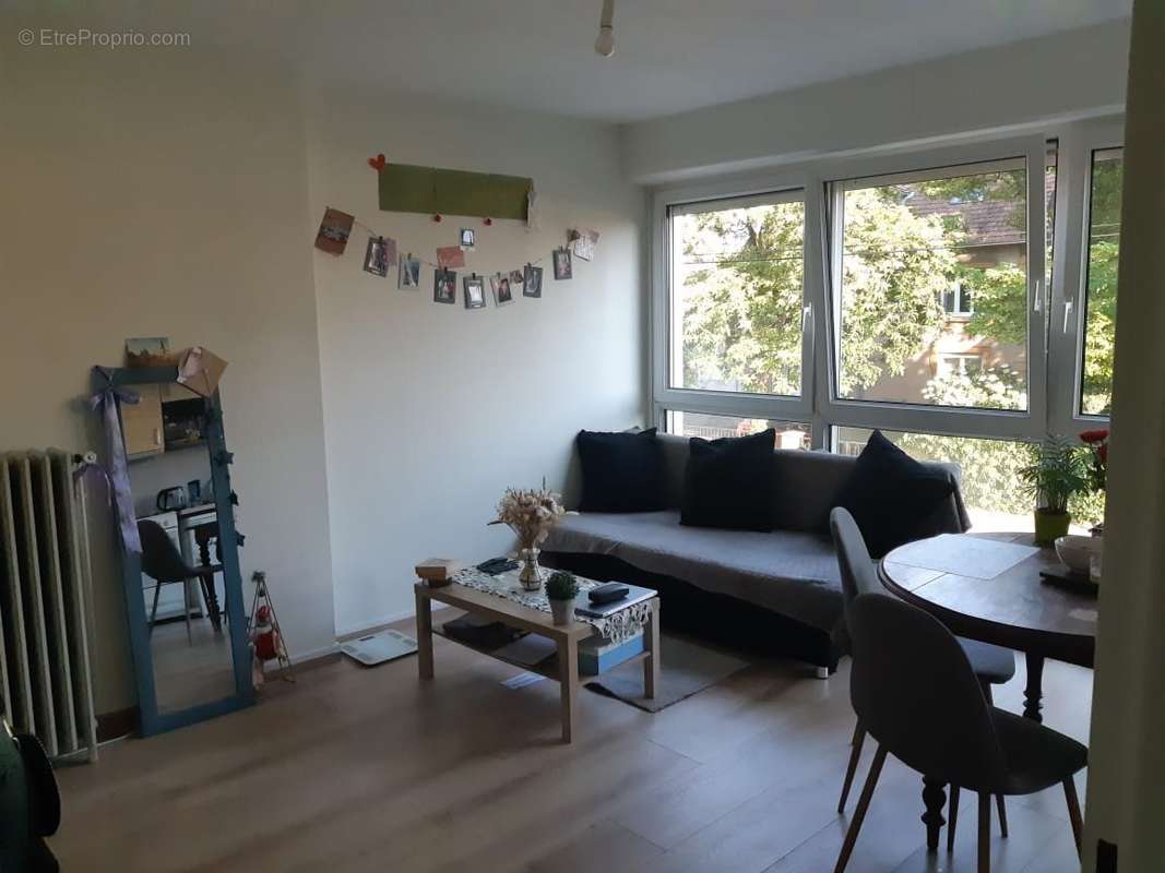 Séjour - Appartement à LONGEVILLE-LES-METZ