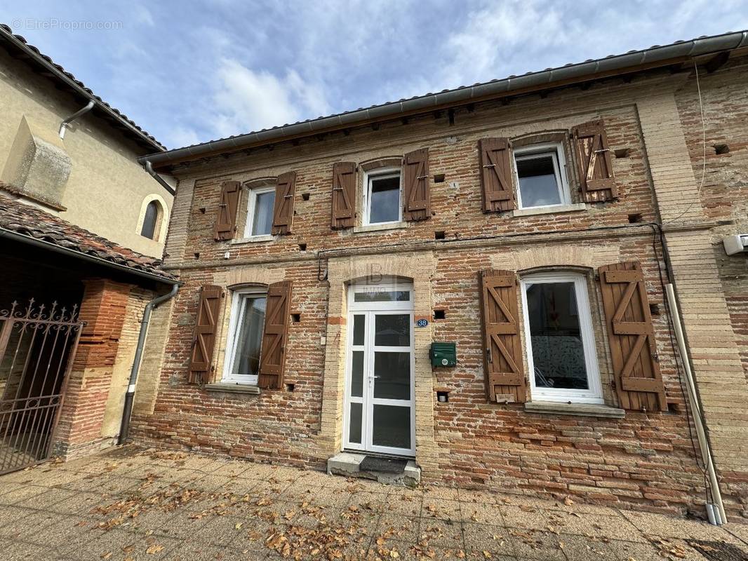 Maison à LABASTIDE-SAINT-SERNIN