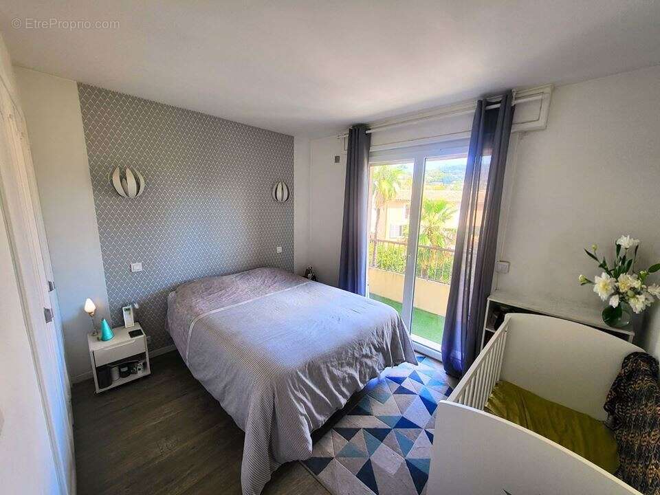 Appartement à LE CANNET