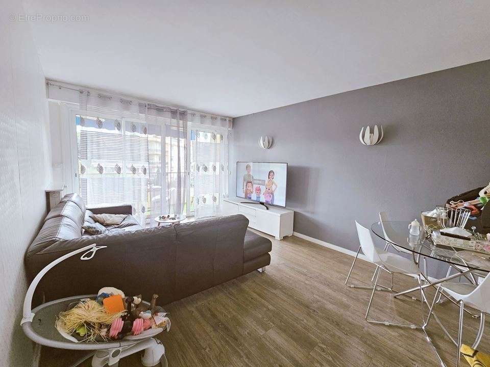 Appartement à LE CANNET