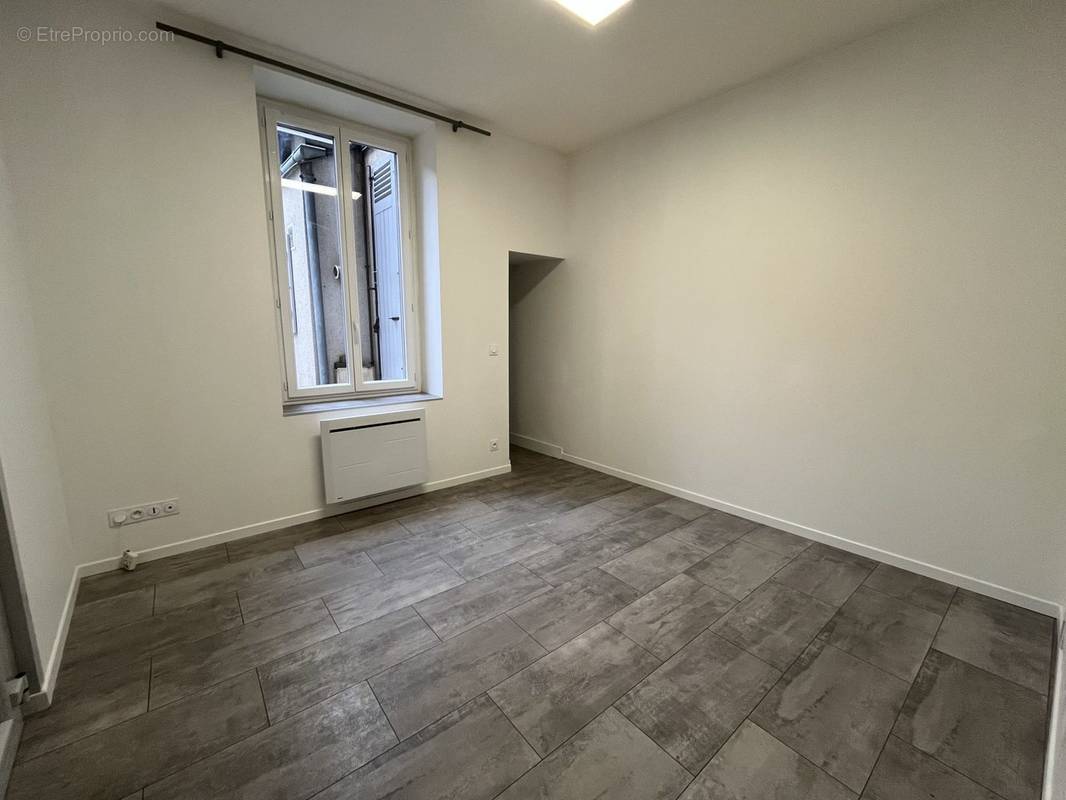 Appartement à FLEURY-LES-AUBRAIS