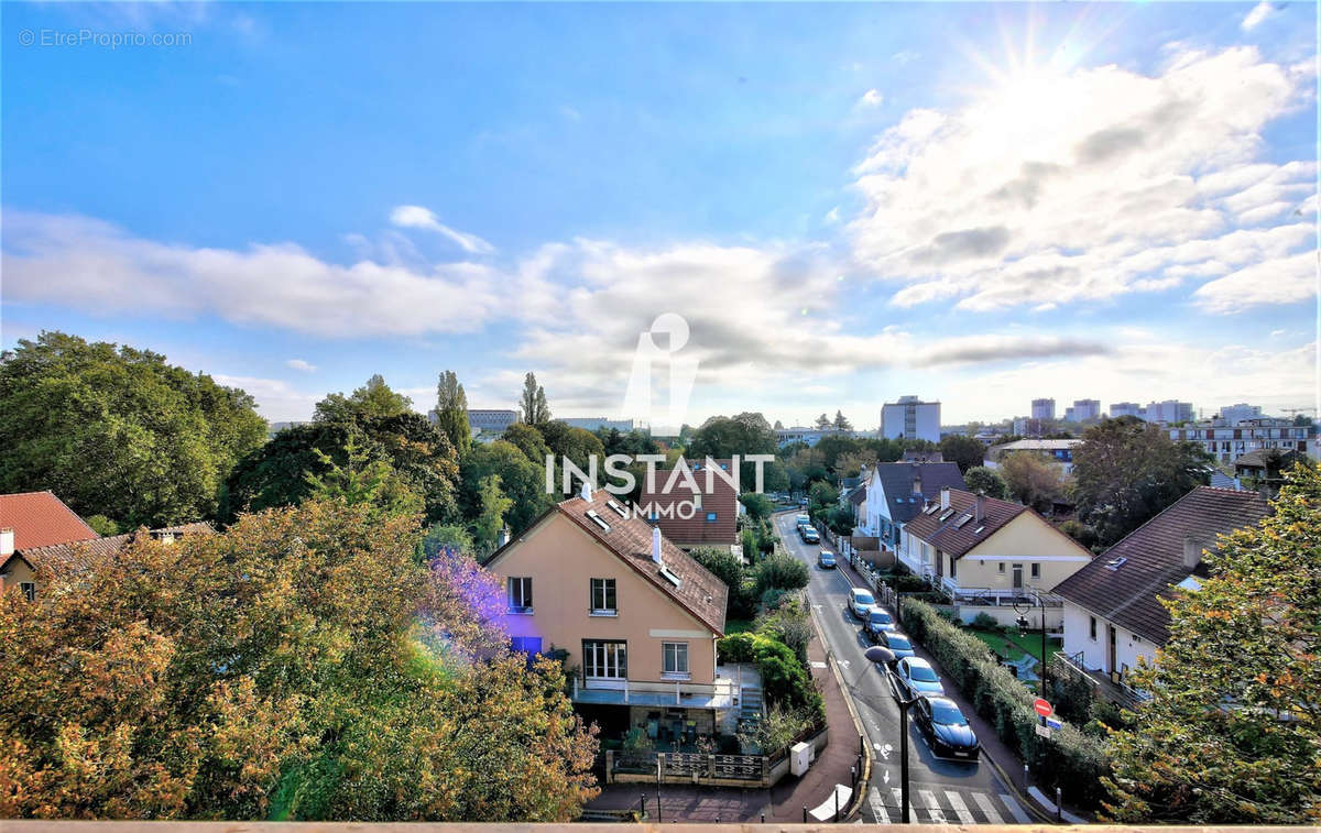 vue du balcon - Appartement à ANTONY