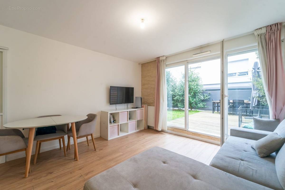 Appartement à LIVRY-GARGAN