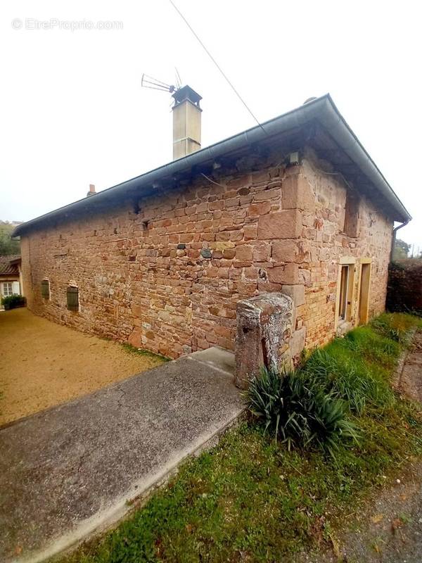 Maison à SAINT-VERAND