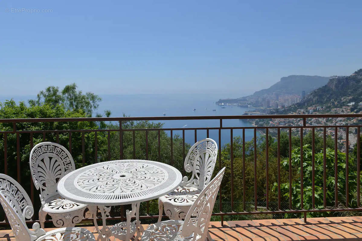 Maison à ROQUEBRUNE-CAP-MARTIN