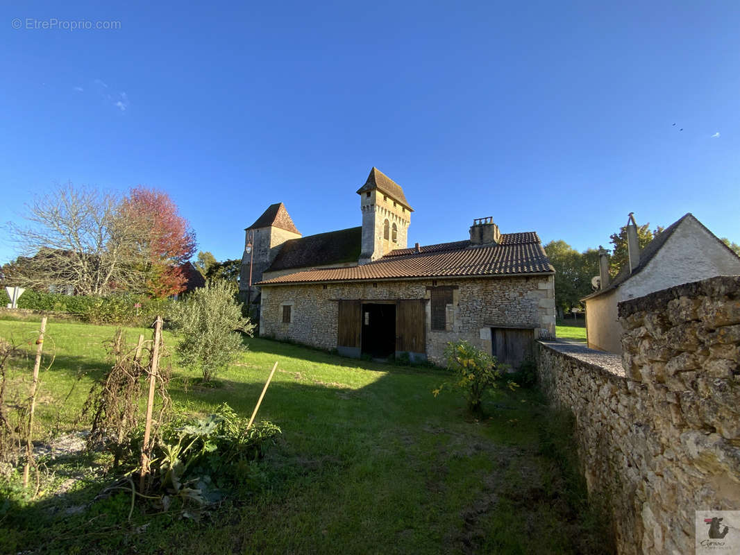 Maison à PRESSIGNAC-VICQ