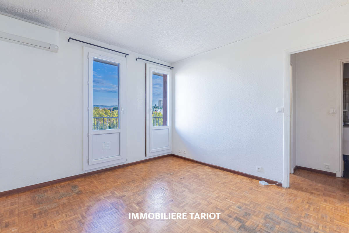 Appartement à MARSEILLE-13E