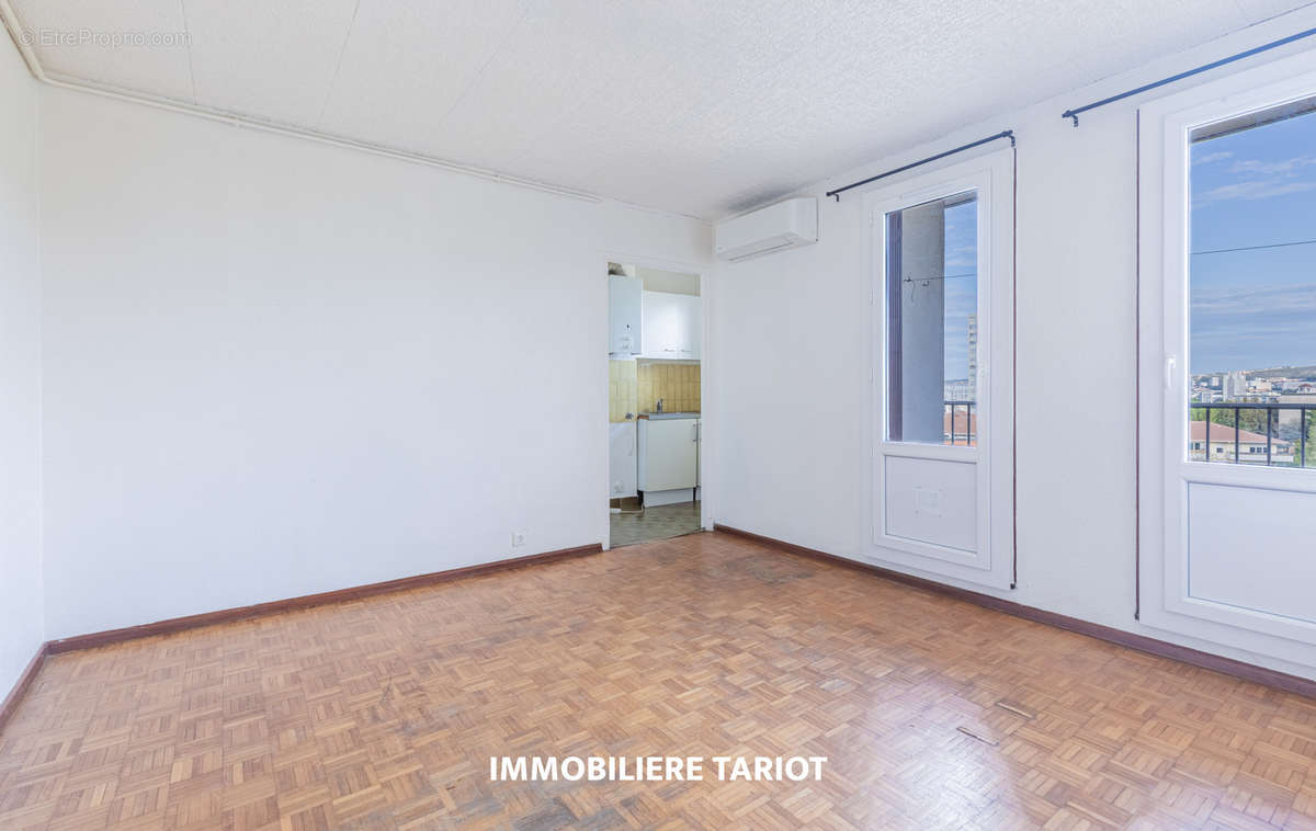 Appartement à MARSEILLE-13E