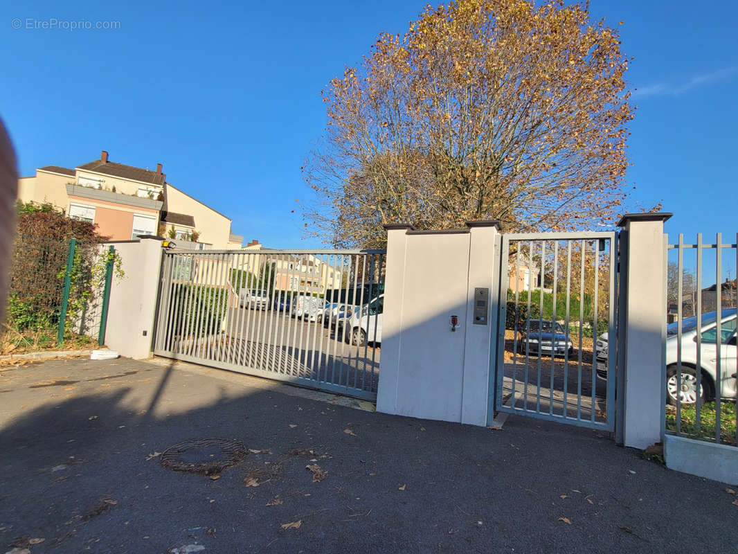 Appartement à VILLIERS-LE-BEL