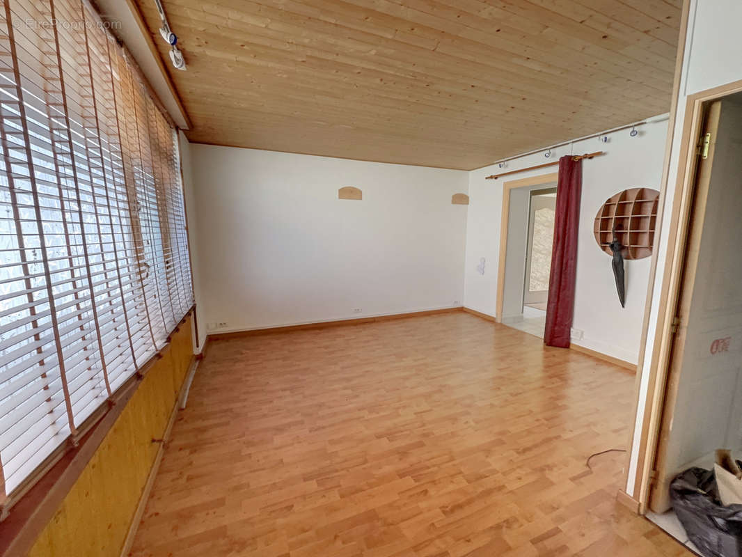 Appartement à AIX-LES-BAINS