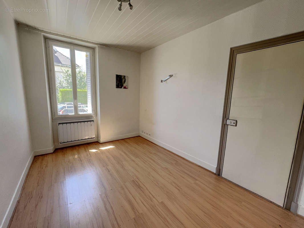 Appartement à AIX-LES-BAINS