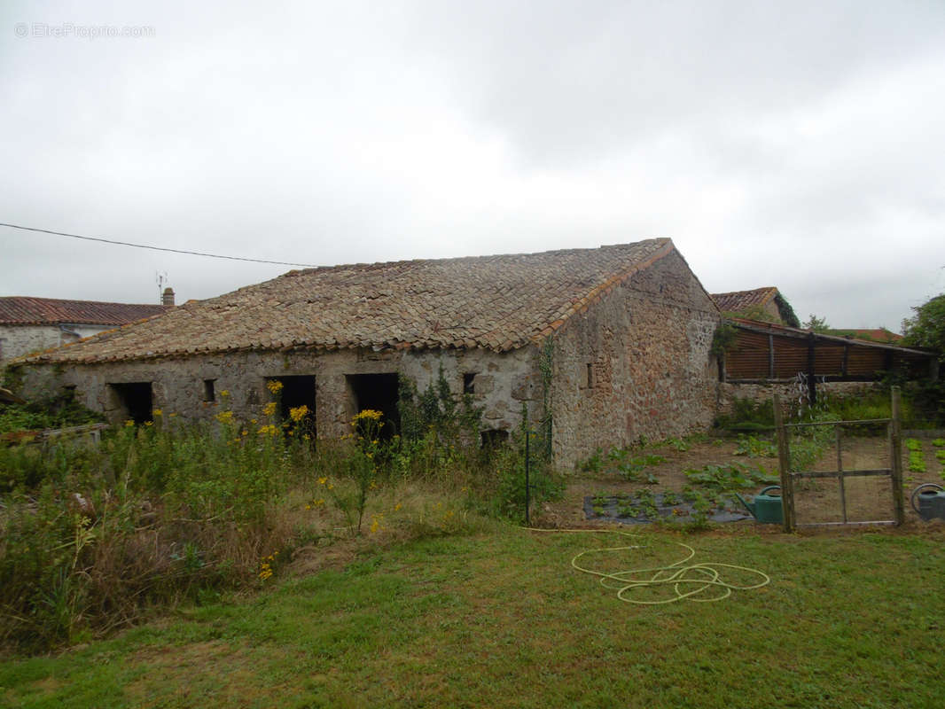 Autre à SAINT-AUBIN-LE-CLOUD