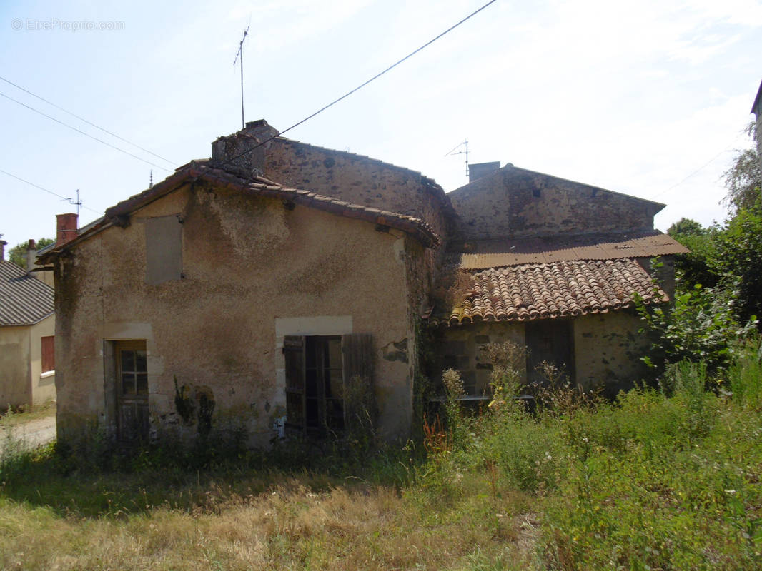 Maison à BEAULIEU-SOUS-PARTHENAY