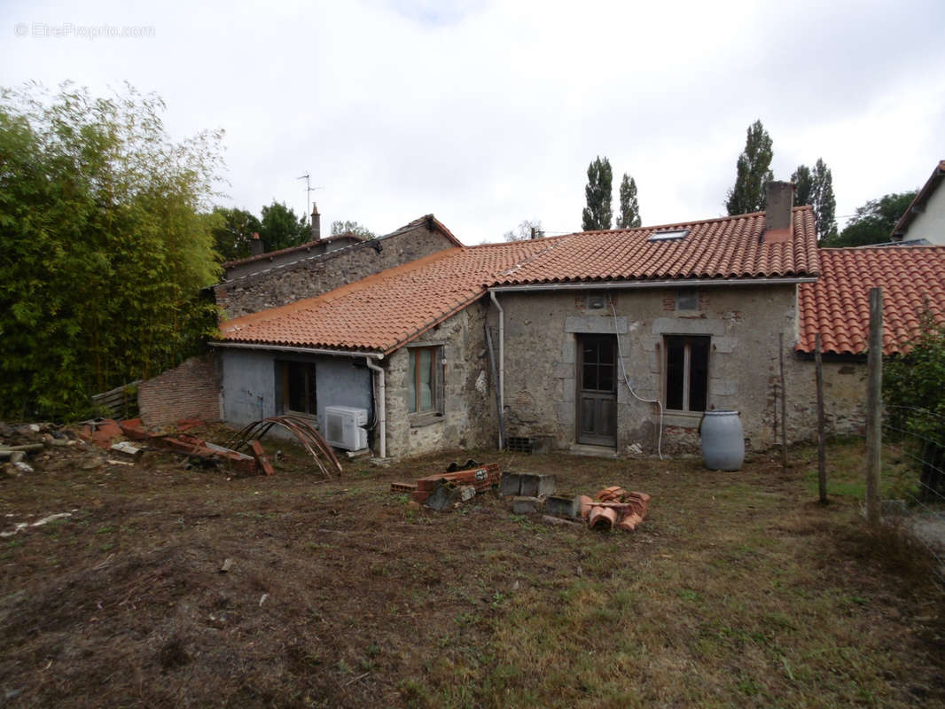 Maison à SAINT-PARDOUX