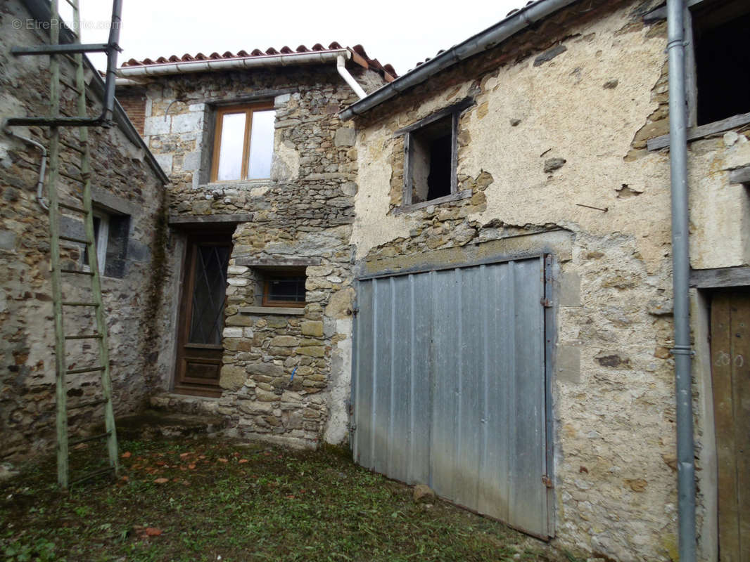 Maison à SAINT-PARDOUX