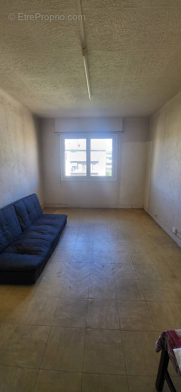 Appartement à MARSEILLE-5E