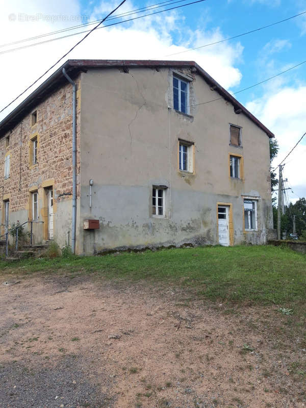 Maison à BELMONT-DE-LA-LOIRE