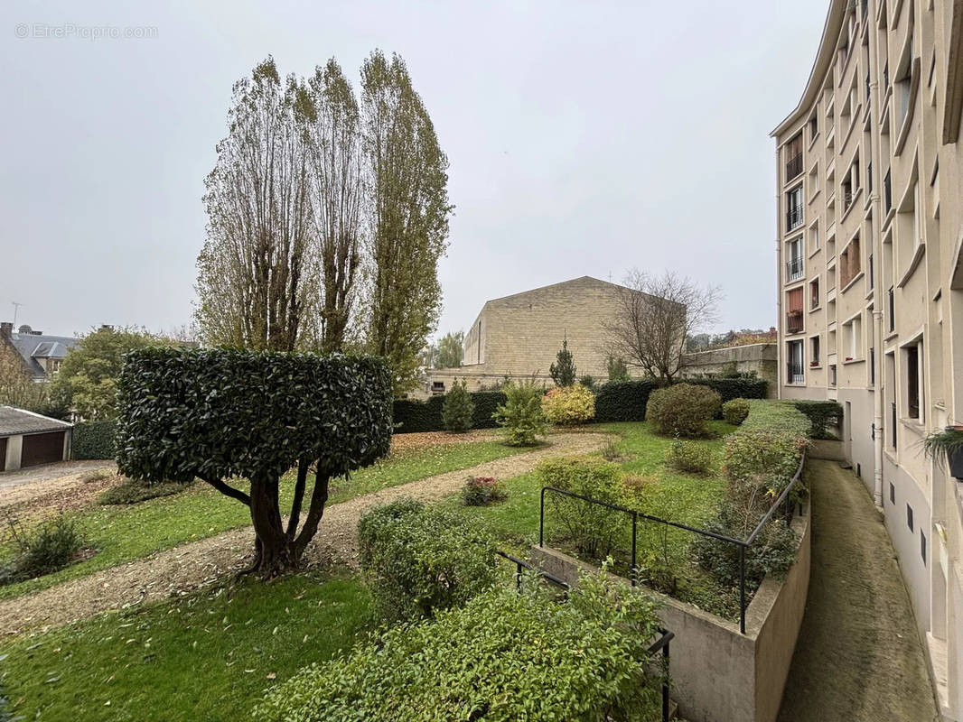 Appartement à SAINT-CYR-L&#039;ECOLE