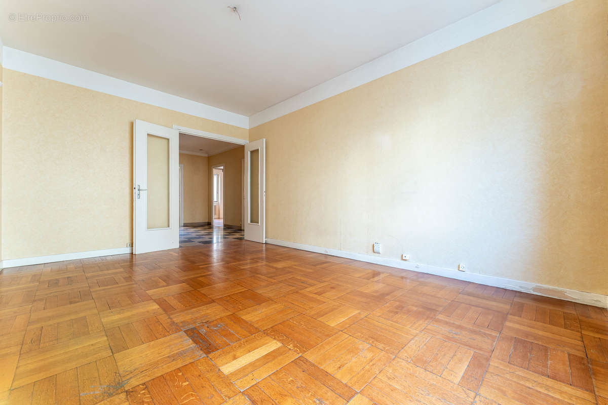 Appartement à LYON-3E