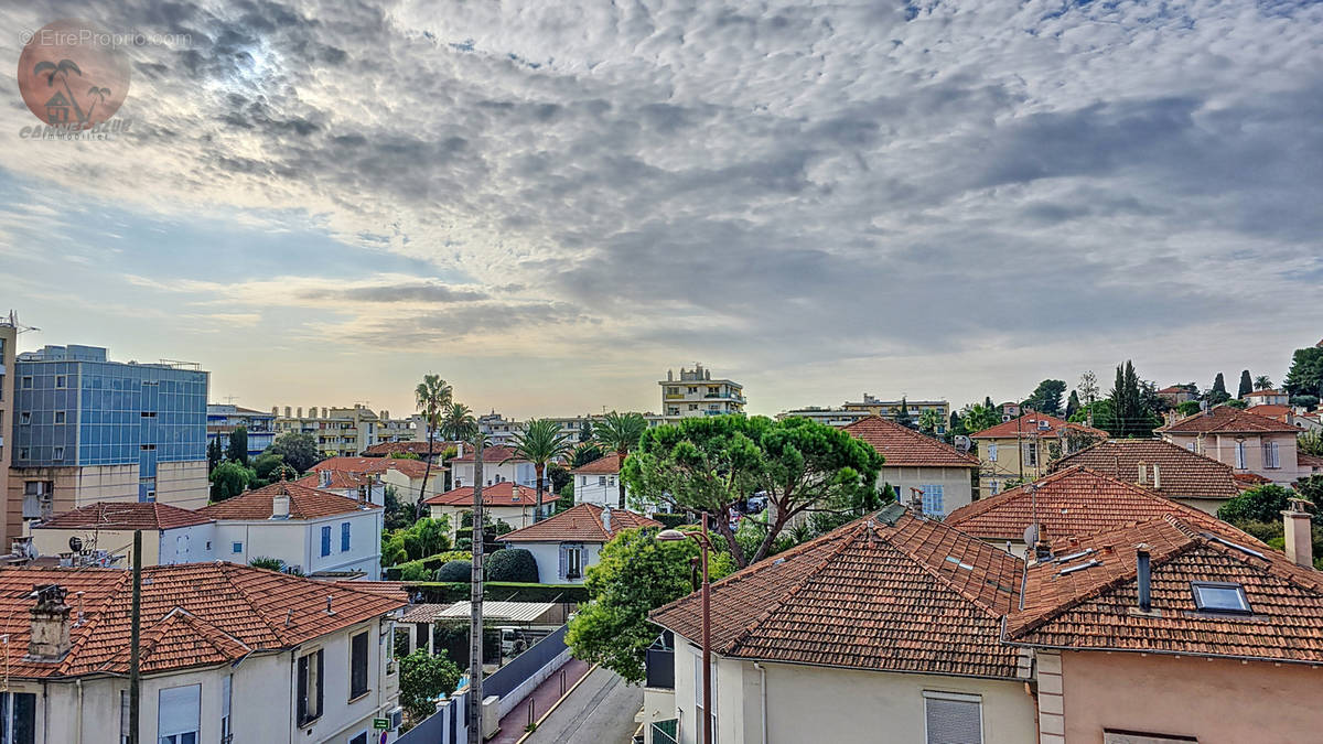 Appartement à LE CANNET