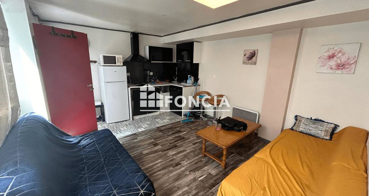 Appartement à MARSEILLE-1E