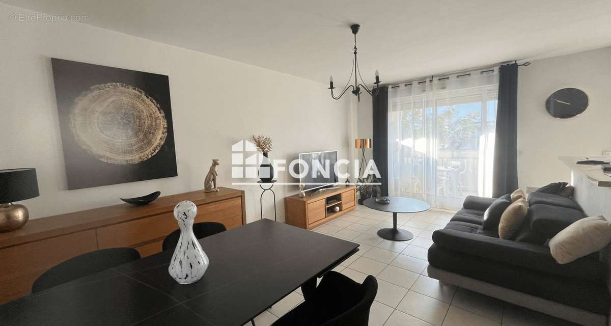 Appartement à MARSEILLE-11E