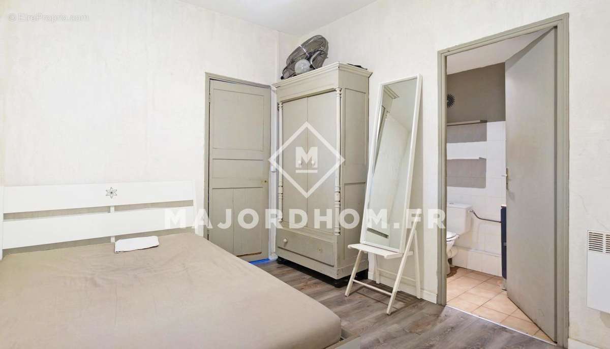 Appartement à MARSEILLE-3E