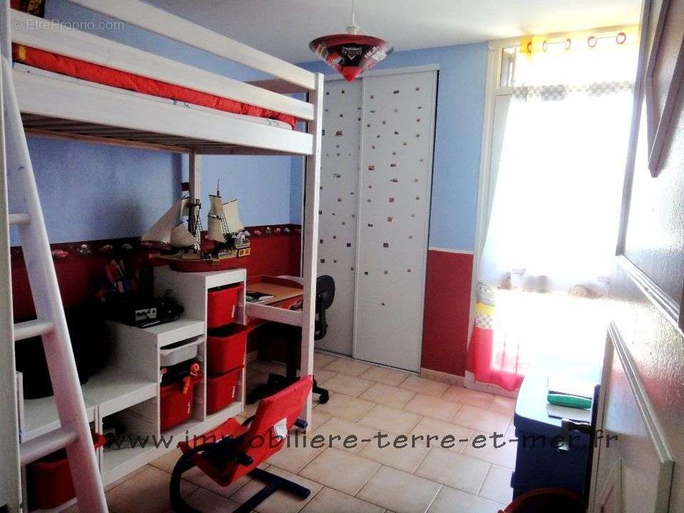 Appartement à MARSEILLE-15E