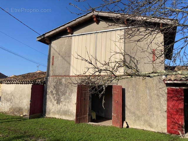 Maison à VALEYRAC