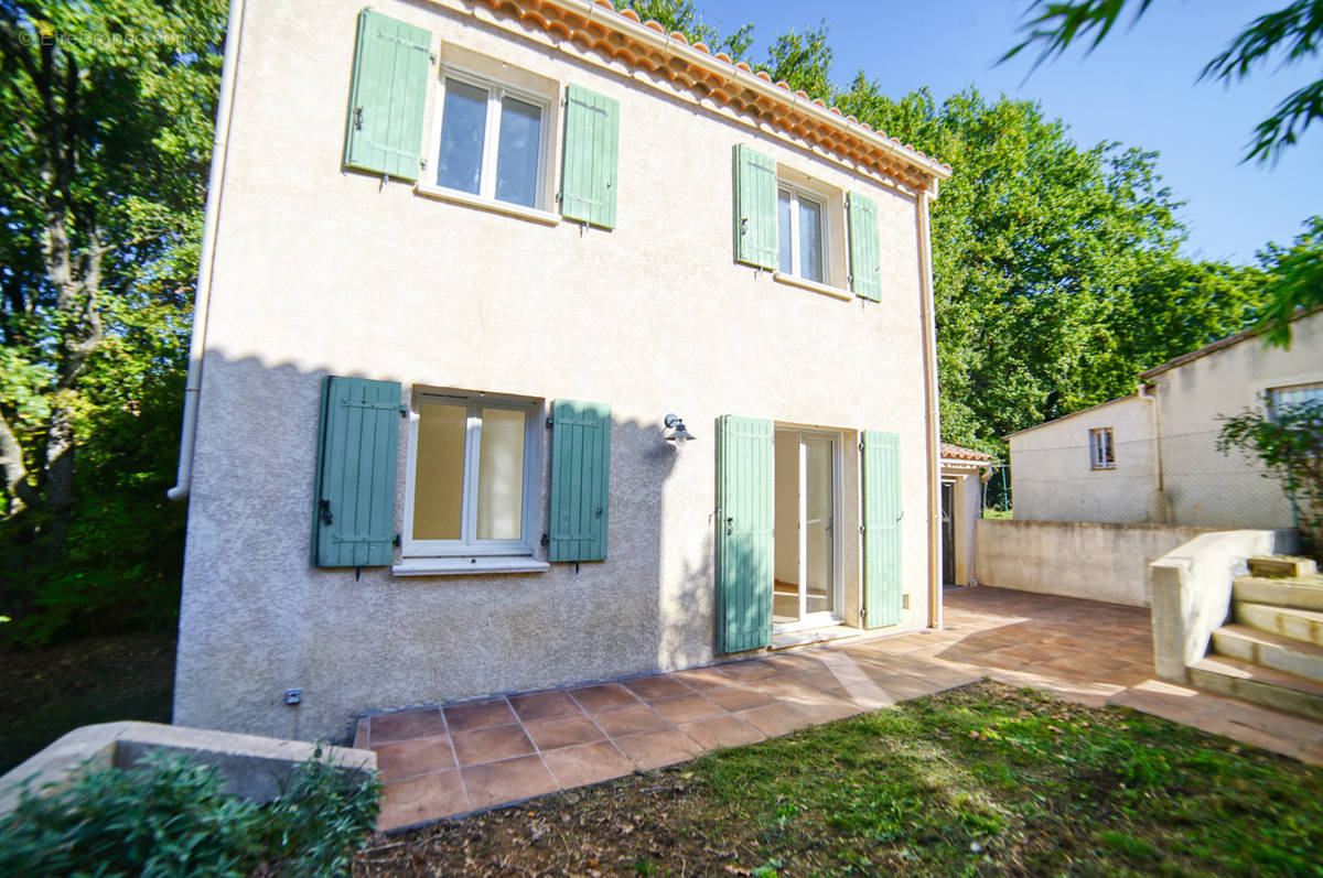 Maison à LA BASTIDONNE