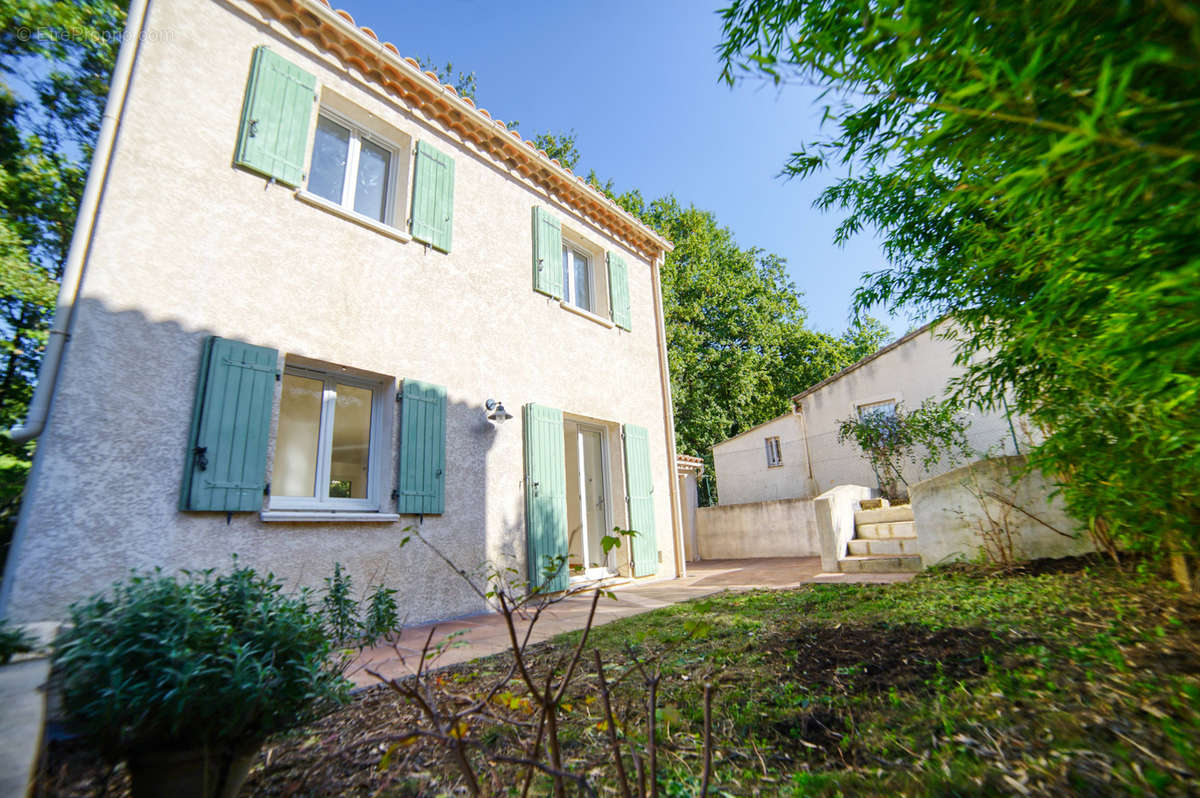 Maison à LA BASTIDONNE