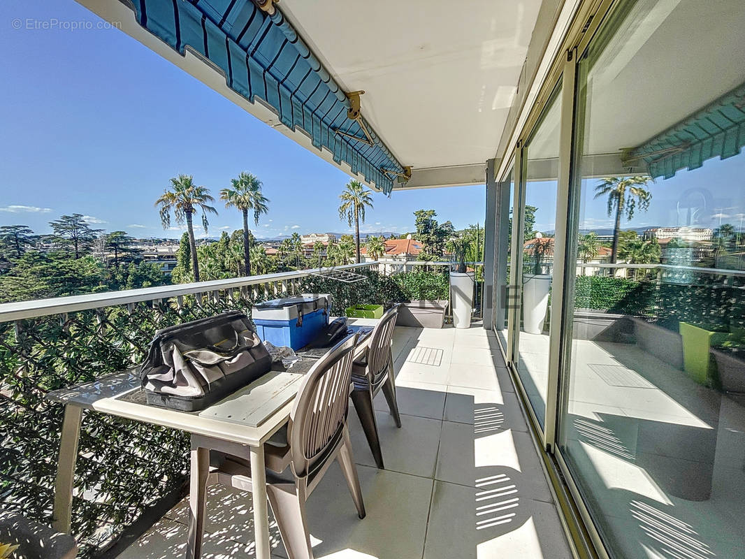 Appartement à CANNES