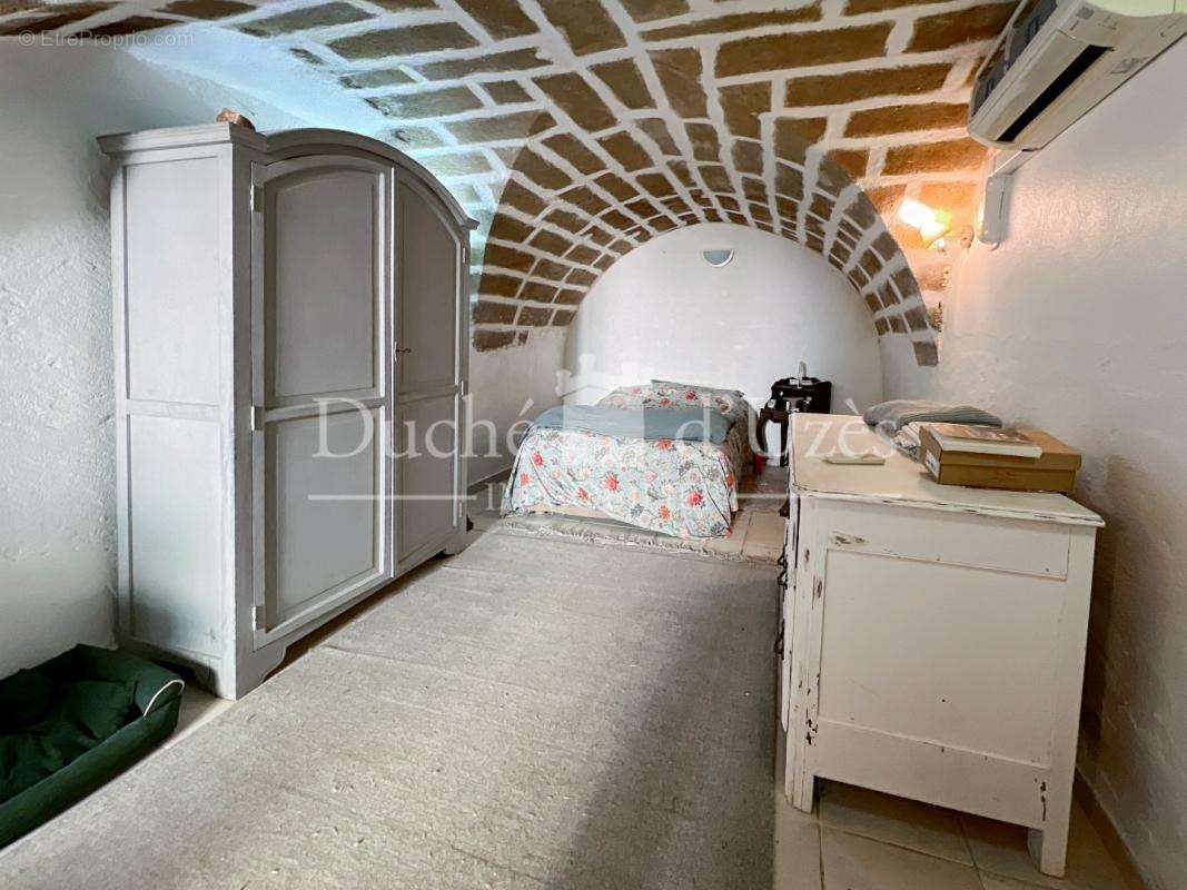 Appartement à SAINT-QUENTIN-LA-POTERIE