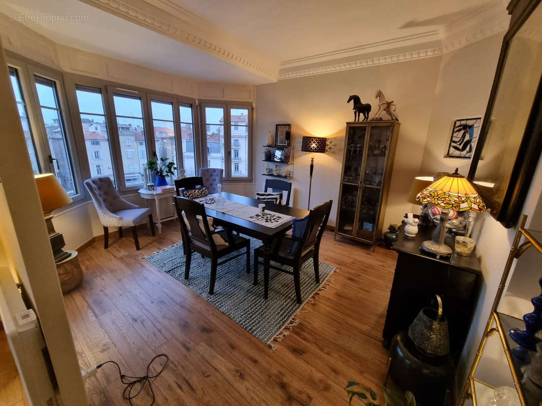 Appartement à BEZIERS