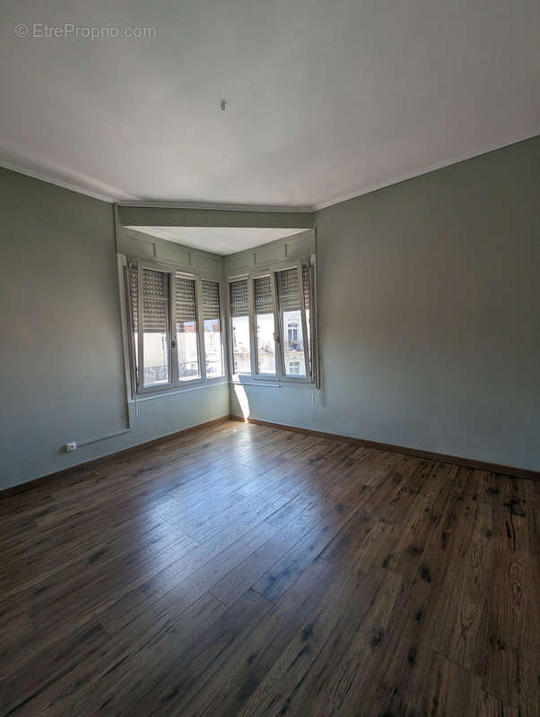 Appartement à BEZIERS